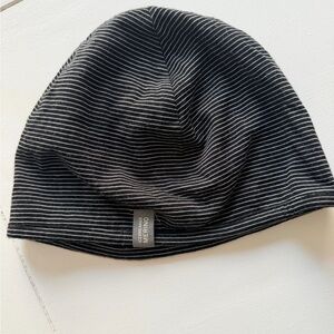 Icebreaker Black and White Striped Beanie